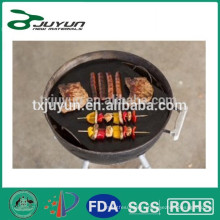 PTFE non-stick and reusable frying pan sheet can be clipped as per your pan size